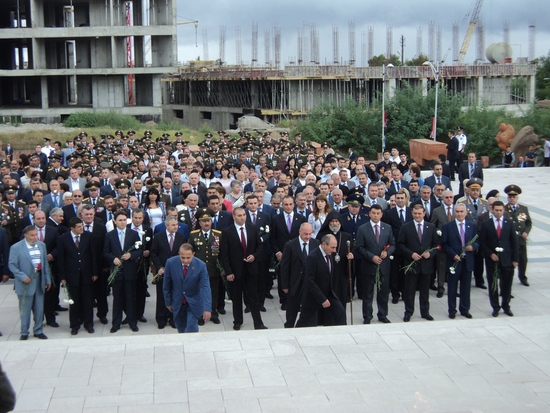 Руководство Нагорного Карабаха с гостями.