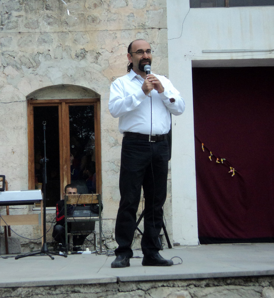 Нарек Артунян – директор-основатель дома творчества «Нарекаци».