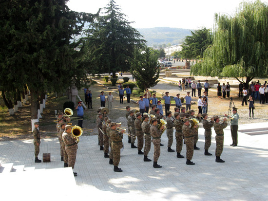Военный оркестр.