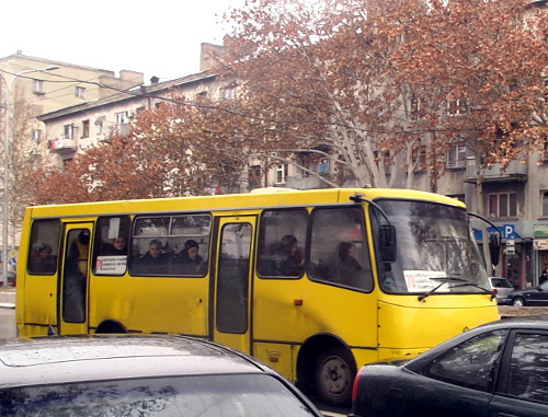 Тбилиси, муниципальный автобус. 29 января 2013 г. Фото Беслана Кмузова для "Кавказского узла"