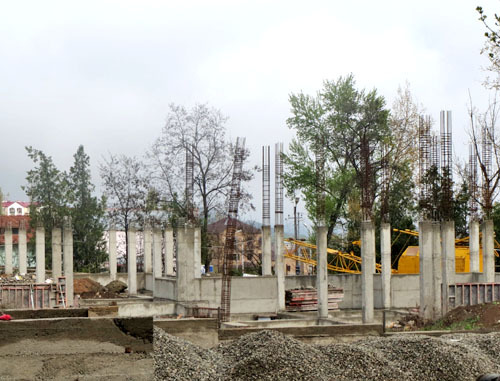 Строительство детского сада №4 в Степанакерте должно завершится через два года. Нагорный Карабах. 19 апреля 2013 г. Фото Алвард Григорян для "Кавказского узла"