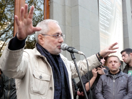 Ваан Ованнисян выступает на митинге перед факельным шествием 23 апреля 2013 г. Фото Армине Мартиросян для "Кавказского узла"