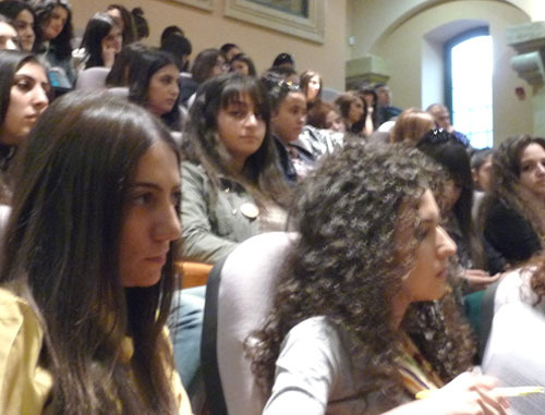 Участники медиафорума. Ереван, 19 октября 2013 г. Фото Армине Мартиросян для "Кавказского узла"