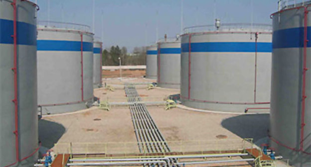 Нефтебаза. Фото с сайта http://daily.sec.ru