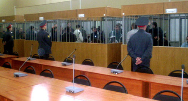 Судебные слушания по делу о нападении на силовые структуры Кабардино-Балкарии. 19 марта 2009 года. Фото корреспондента "Кавказского Узла" Луизы Оразаевой.