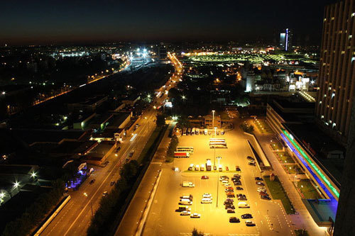 Вид в сторону Черкизовского Рынка из Измайловской гостиницы. Фото с сайта http://ru.wikipedia.org