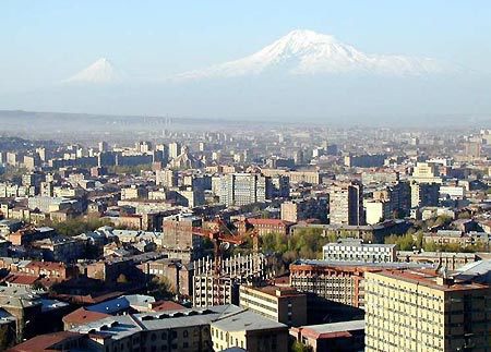 Ереван. Фото с сайта http://geo.optio.ru/