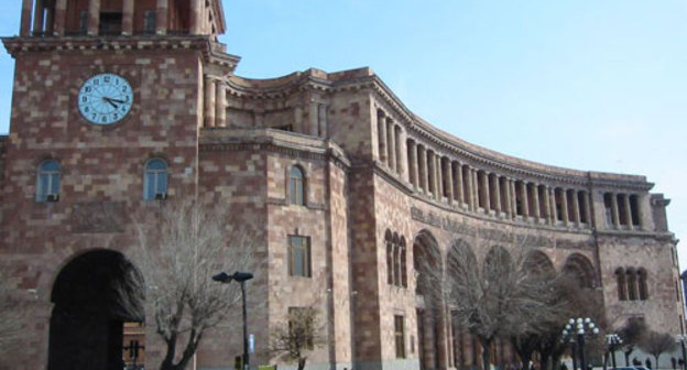 Ереван, Площадь Республики. Фото с сайта http://ru.wikipedia.org