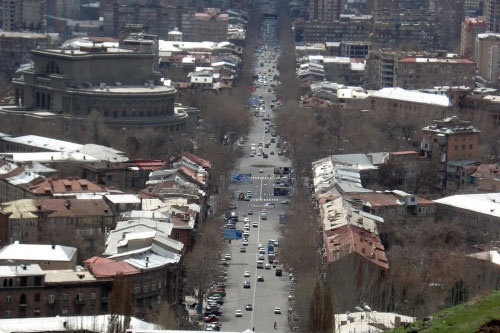 Армения, Ереван, Проспект им. Маштоца. Фото с сайта http://acher.ru