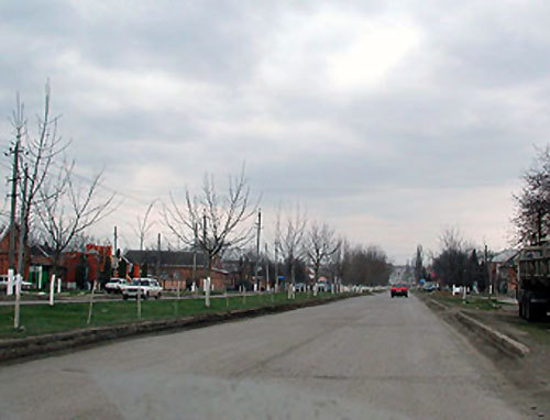 Центральная дорога в Назрань. Фото с сайта www.ingushetia.org
