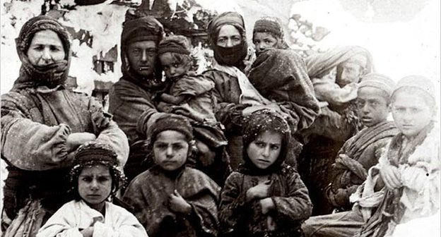 Армяне в Османской империи 1915 года. Архивное фото. Источник: http://forum.vardanak.org