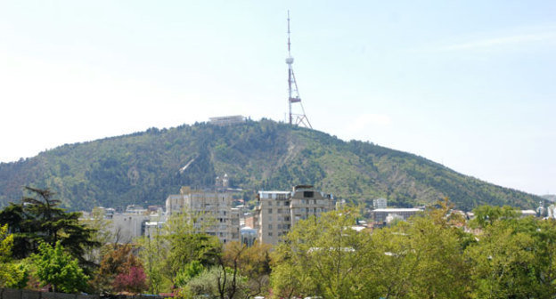 Грузия, Тбилиси, телебашня. Фото "Кавказского Узла"