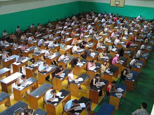 Экзамен в Дагестанском государственном университете  (ДГУ). Фото с сайта Рhoto.dgu.ru