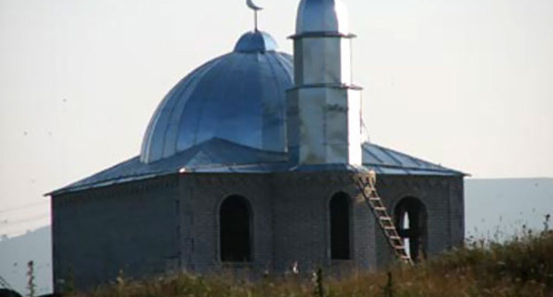 Кува-Баши- одна из мечетей Карачаево-Черкесии. Фото с сайта www.elbrusoid.org