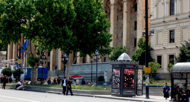Тбилиси, парламент Грузии. май 2009 года. Фото "Кавказского Узла"