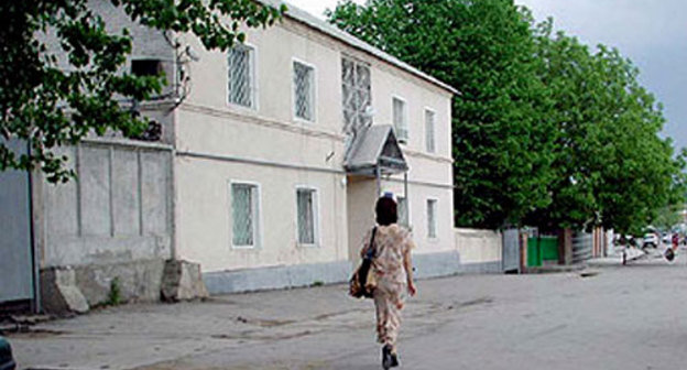 Ингушетия, Назрань, старое здание ФСБ. Фото с сайта www.ingushetia.org