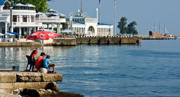 Грузия, Батуми, Морской вокзал. Фото с сайта www.flickr.com/photos/korzana