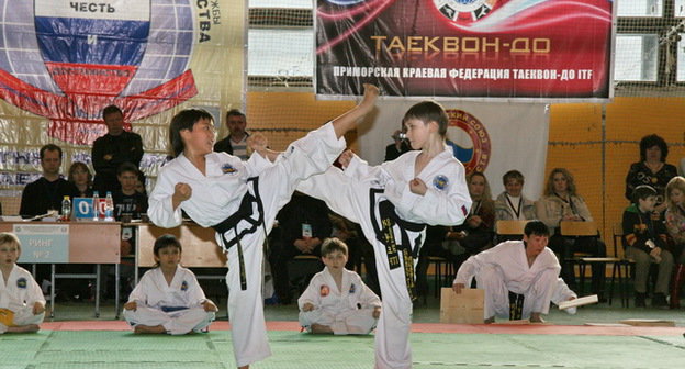 Открытый I Чемпионат, I Первенство России по Таэквон-до ИТФ. 29-30 марта 2008г. Источник: http://www.itf-taekwondo.ru 