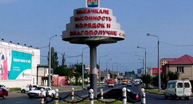 Дагестан, Махачкала, проспект Петра Первого. Фото с сайта www.mkala.ru, автор Николай Белоусов