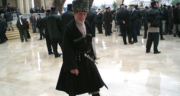 Чечня, Грозный, на открытии Исламского центра. Фото с сайта www.chechnyafree.ru