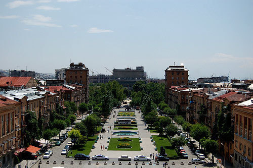 Армения, Ереван, вид с Каскада. Фото с сайта www.flickr.com/photos/mortsan