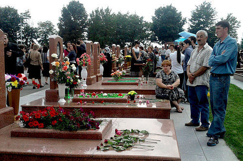 Беслан, 3 сентября 2009 года. Фото "Кавказского Узла"