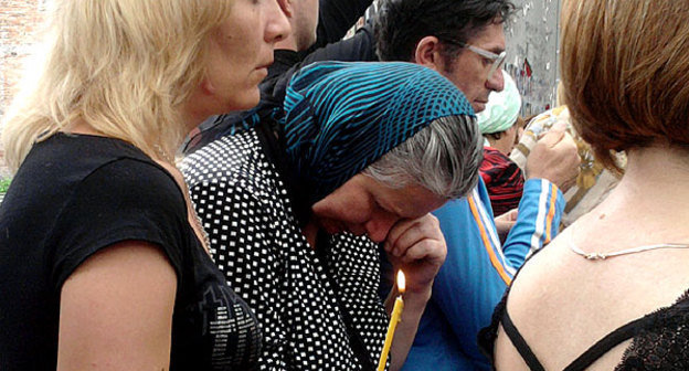 Беслан, школа №1, 3 сентября 2009 года. Фото "Кавказского Узла"