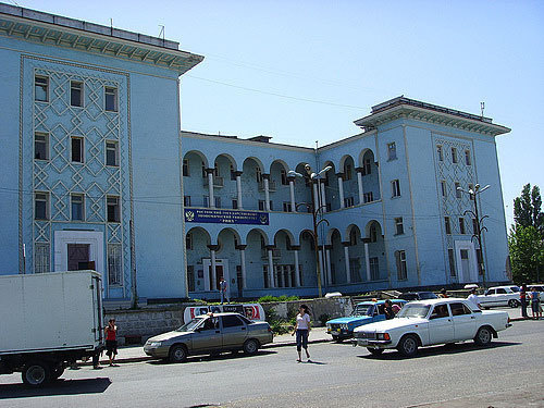 Дагестан, Махачкала. Фото с сайта www.flickr.com/photos/verbatim, автор Алевтина Вербовецкая