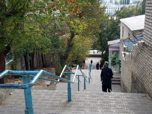 Дагестан, Махачкала. Фото с сайта www.mkala.ru, автор Маргарита Геворкьян