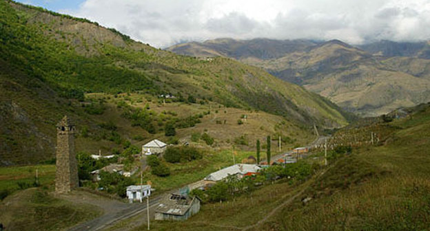 Чечня, Аргунское ущелье. Фото с сайта www.chechnyafree.ru