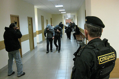 Москва, в здании Дорогомиловского суда, 8 октября 2009 года. Фото "Кавказского Узла"