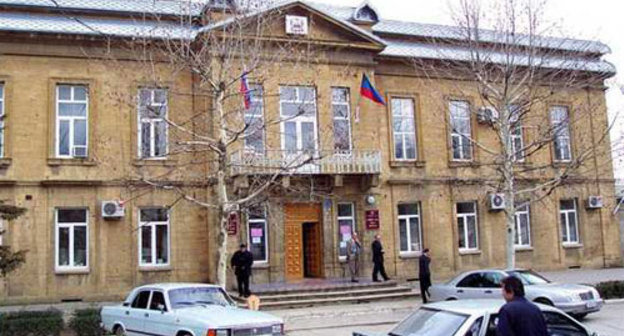 Дагестан, здание администрации города Дербента. Фото с сайта www.derbent.ru