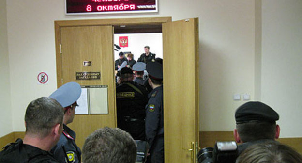 Дорогомиловский районный суд Москвы, 8 октября 2009 года. Фото "Кавказского Узла"
