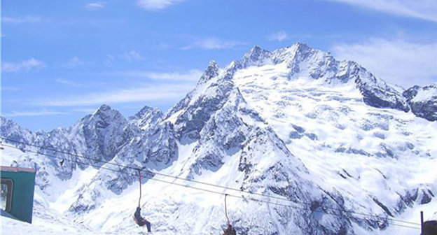 Горнолыжный курорт Домбай. Фото с сайта http://otdich-dombai.narod.ru