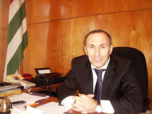 Председатель Центризбиркома Абхазии Батал Табагуа. Фото "Кавказского Узла"