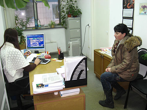 Трудоустройство безработных в Центре занятости населения г. Волгограда. 18 декабря 2009 года. Фото "Кавказского Узла"