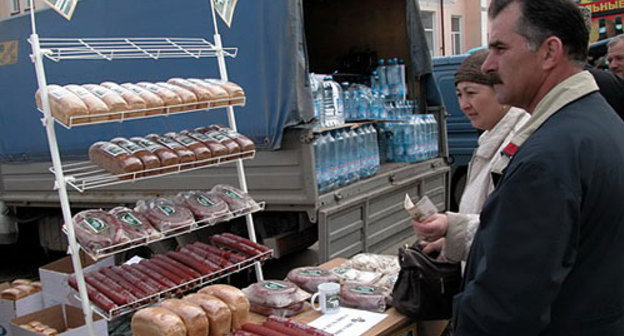 Чечня, Грозный, торговая ярмарка. Фото с сайта www.chechnyafree.ru, автор Рамазан Гуциев 