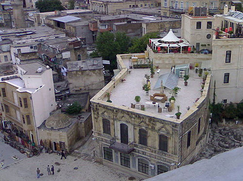 Азербайджан, Баку, старый город. Фото с сайта http://ru.wikipedia.org