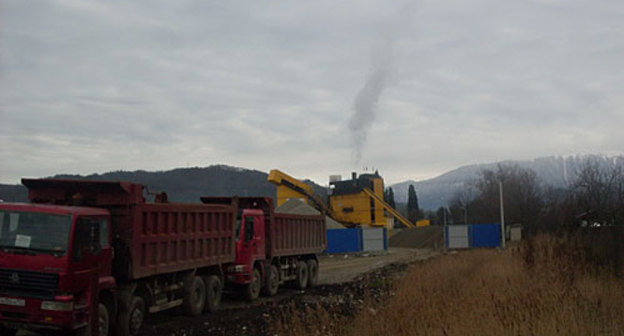 Завод Госкорпорации "Олимстрой", Имеретинская низменность. Фото "Кавказского Узла"