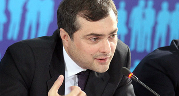 Владислав Сурков. Фото с сайта www.molgvardia.ru Владислав Сурков. Фото с сайта www.molgvardia.ru