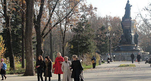 Краснодар, памятник Екатерине Второй, декабрь 2009 года. Фото "Кавказского Узла"