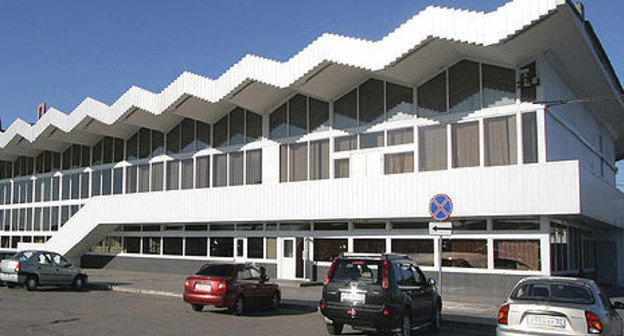 Астрахань. Железнодорожный вокзал. Фото с сайта http://ru.wikipedia.org