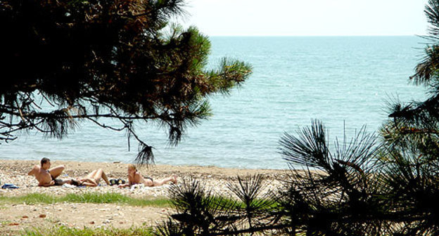 Абхазия, на пляже Сухума. Фото "Кавказского Узла"