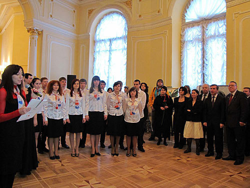 Начало церемонии открытия Года Франции в России. Ростовский академический молодежный театр, 6 марта 2010 года. Фото "Кавказского Узла" Начало церемонии открытия Года Франции в России. Ростовский академический молодежный театр, 6 марта 2010 года. Фото "Кавказского Узла"