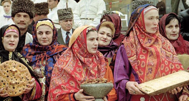 Празднование Новруз-байрам в Дагестане, Махачкала, 2009 год. Фото "Кавказского Узла" 