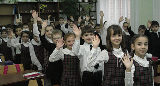 Владикавказ, математический лицей, учащиеся 3 "Б" , декабрь 2009 года. Фото "Кавказского Узла"