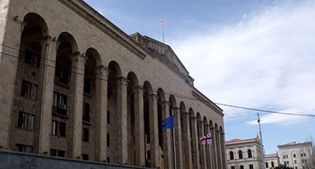 Тбилиси, парламент Грузии, март 2010 года. Фото "Кавказского Узла"