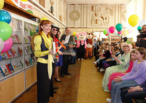Международный праздник детской книги в Волгограде, 2 апреля 2010 года. Фото "Кавказского Узла"