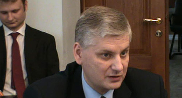 Дискуссия "Кто взорвал Москву и Кизляр: исламисты, сепаратисты или просто бандиты?" Заведующий отделом проблем межнациональных отношений Института политического и военного анализа Сергей Маркедонов. Москва, 1 апреля 2010 года. Фото "Кавказского Узла"