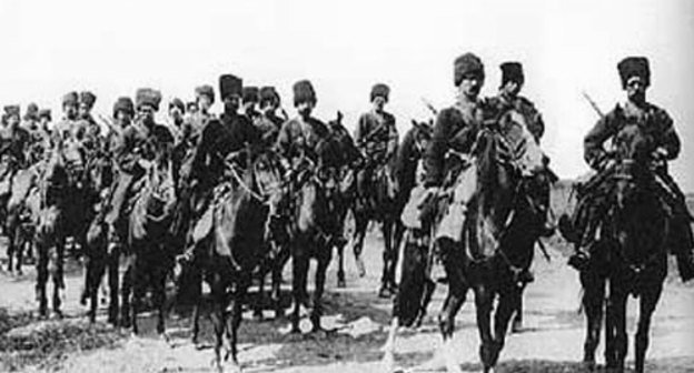 Терские казаки уходят на Мировую войну, 1914 г. Фото с сайта 